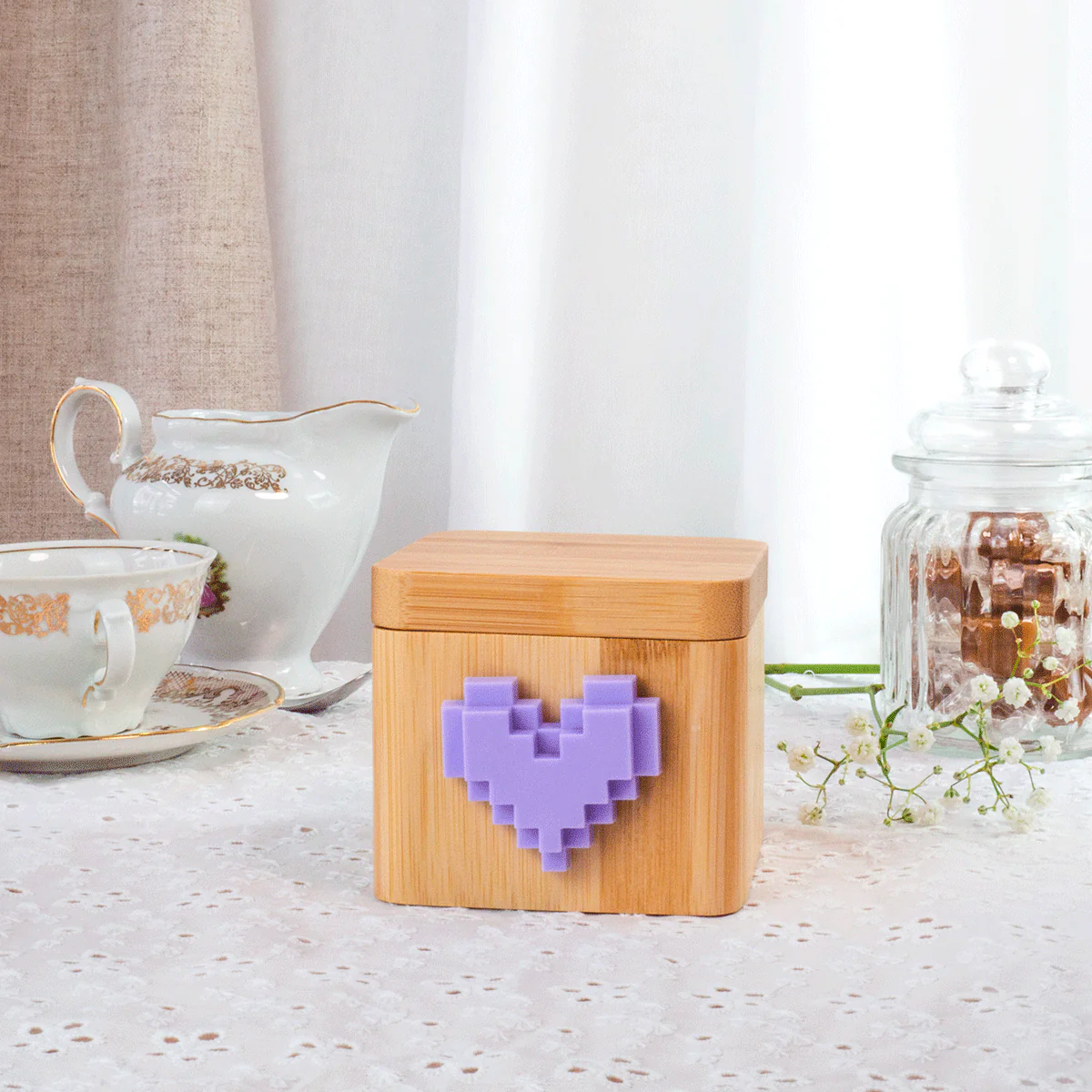 Lilac Spinny Magnet - Image 3